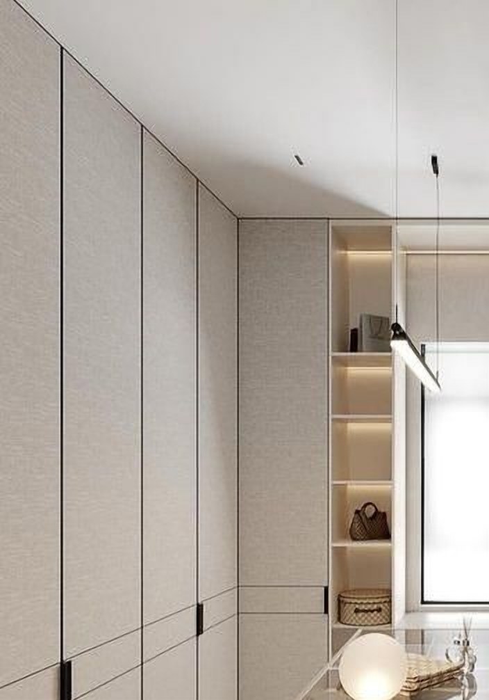 Walk in Closet (Wooden Door)
